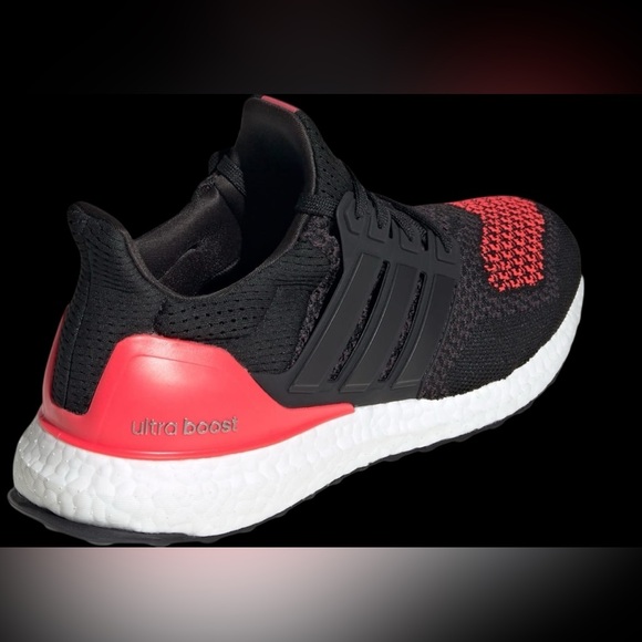 NOB Adidas Ultraboost 1.0 Core Black / Lucid Red
Size 10 1/2 main image 6